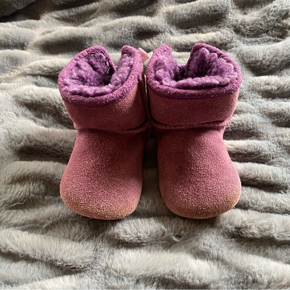 Ugg Purple Crib Booties